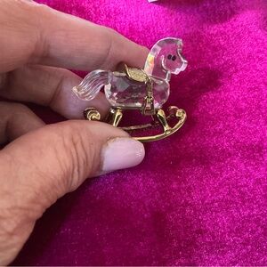 Swarovski figurine rocking horse crystal memories
Collectible figurines Gifts